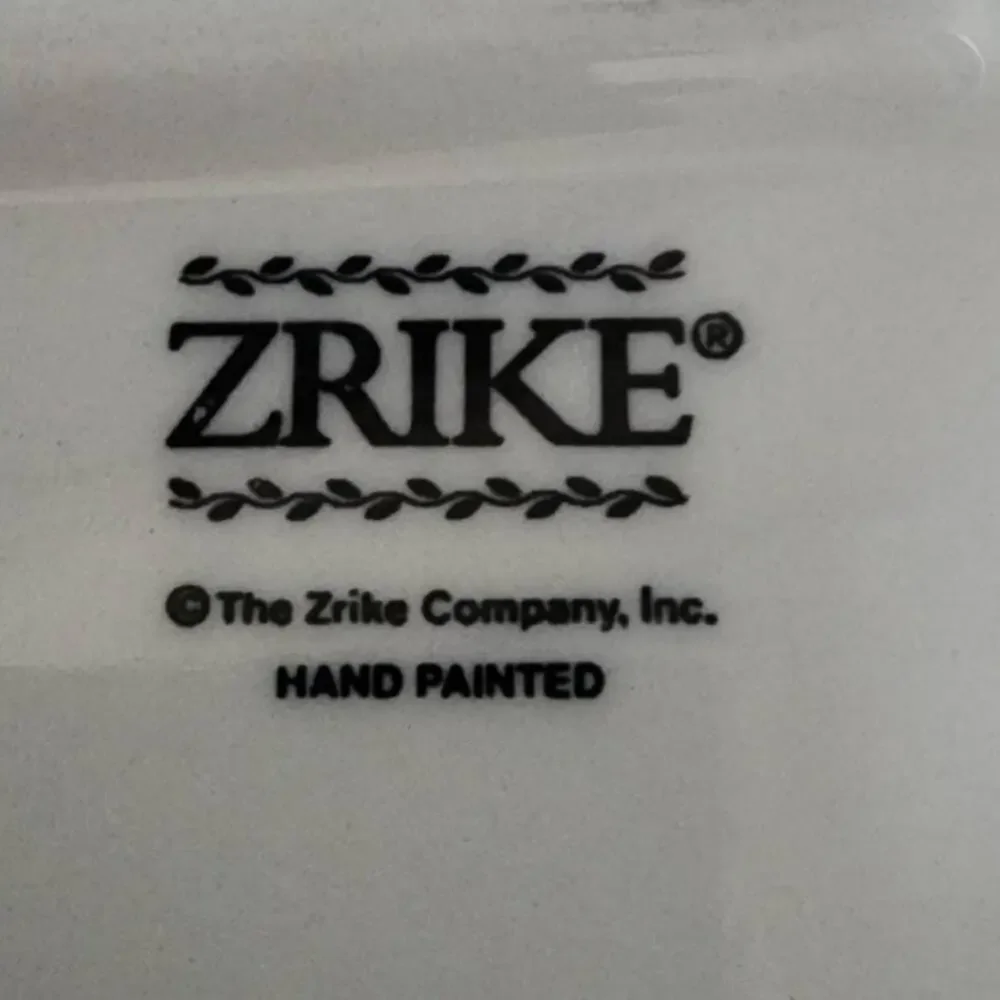 Set of 2 ZRIKE Golden Pear design handpainted casserole dishes